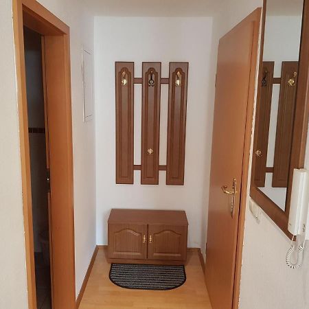 Holiday Apartment In The Lessing Town Of 卡门茨 外观 照片