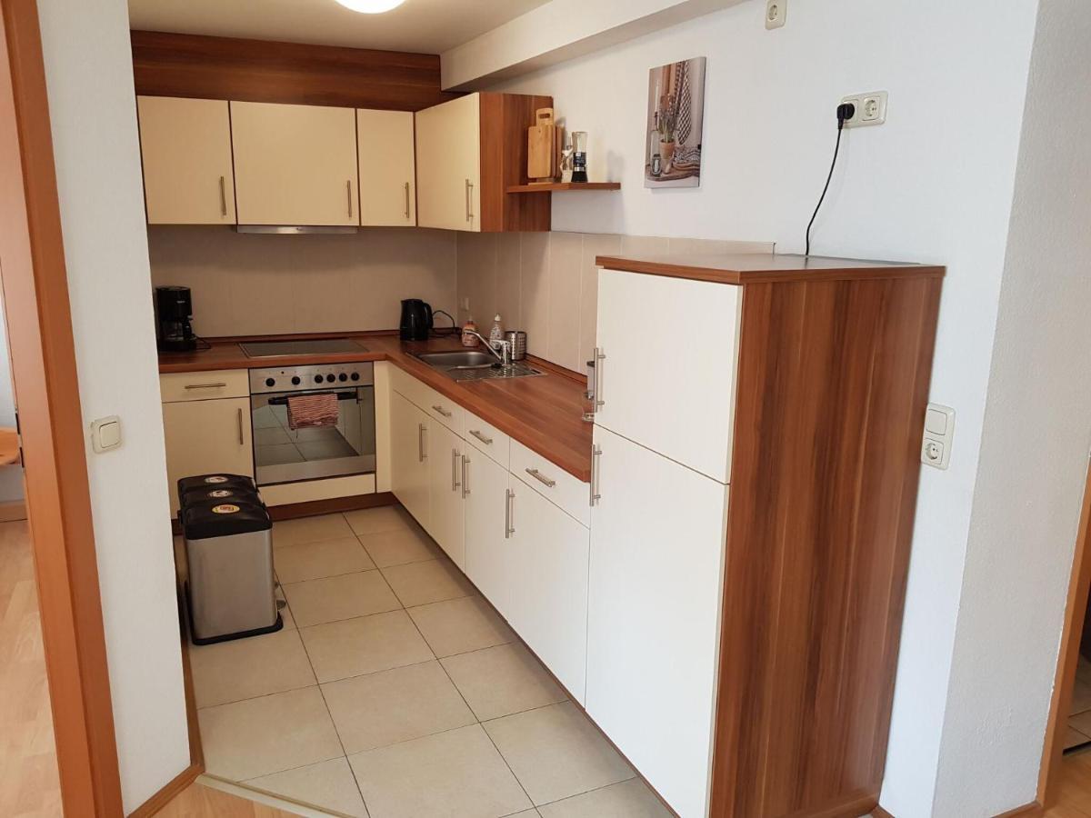 Holiday Apartment In The Lessing Town Of 卡门茨 外观 照片